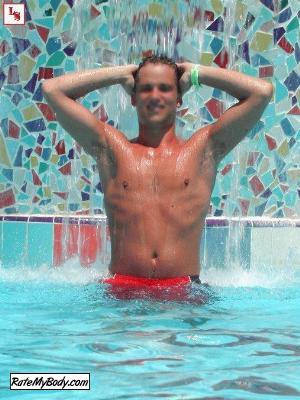 2hot4you100