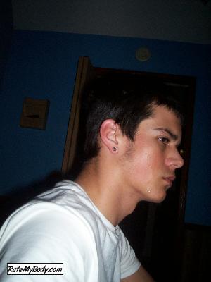 AExGuyx77