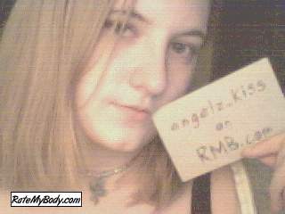 angelz_kiss