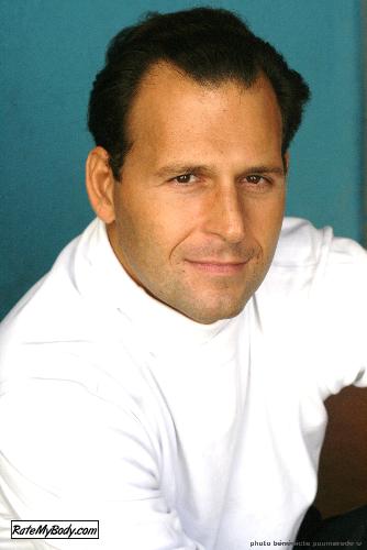 ArnoV