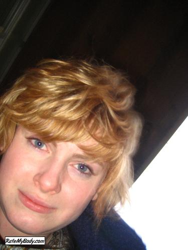 carly10009