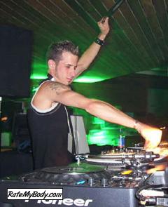 dJ_MeDiC