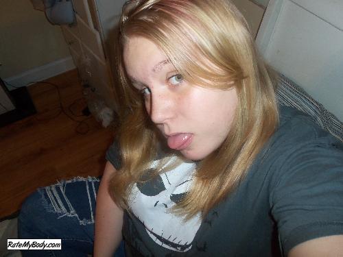 hornylilslut15