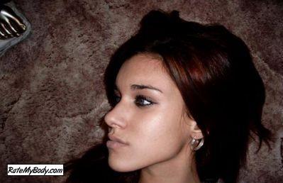 MzGLaMoUr