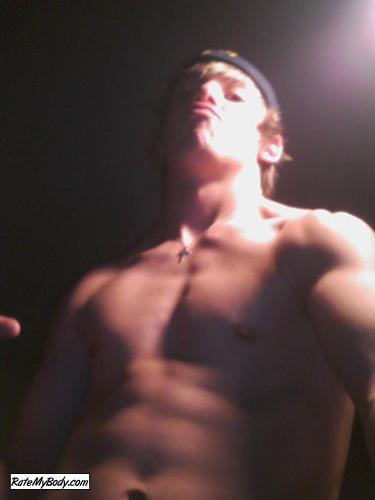 sixpacksk8er