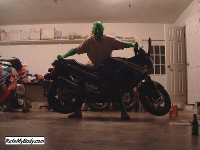 v4mofo